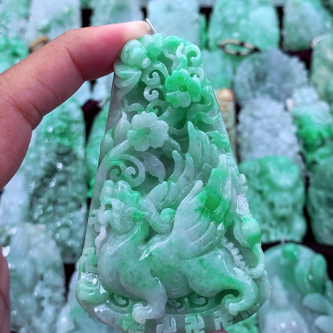 翡翠未镶嵌吊坠(不含链)