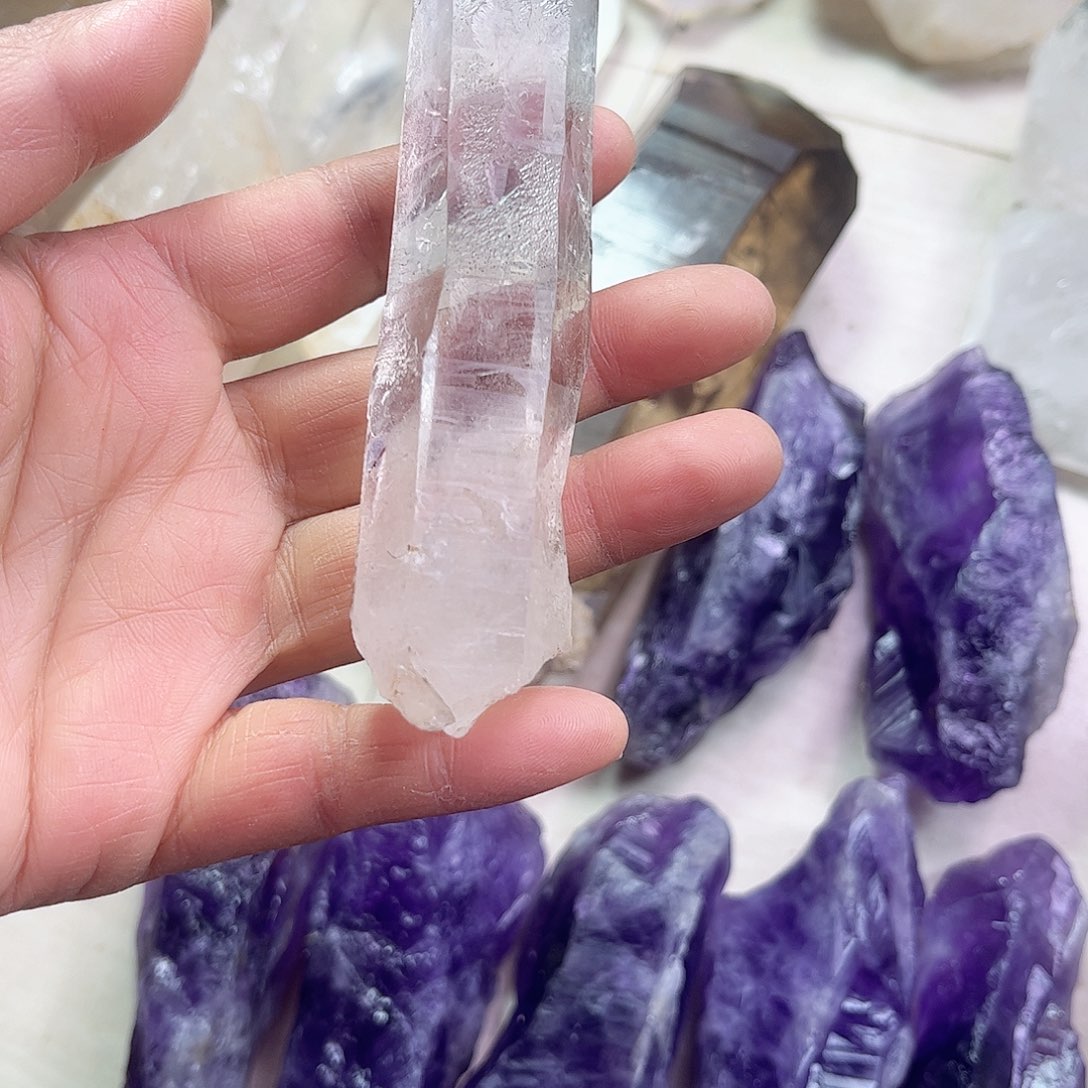 水晶天然水晶原石未镶嵌E**n