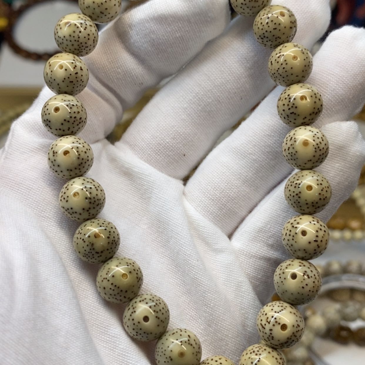 【闪购商品】吊坠星月菩提石玉料圆珠