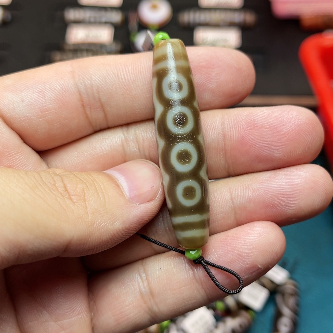 神***雕玛瑙/玉髓未镶嵌珠宝半成品