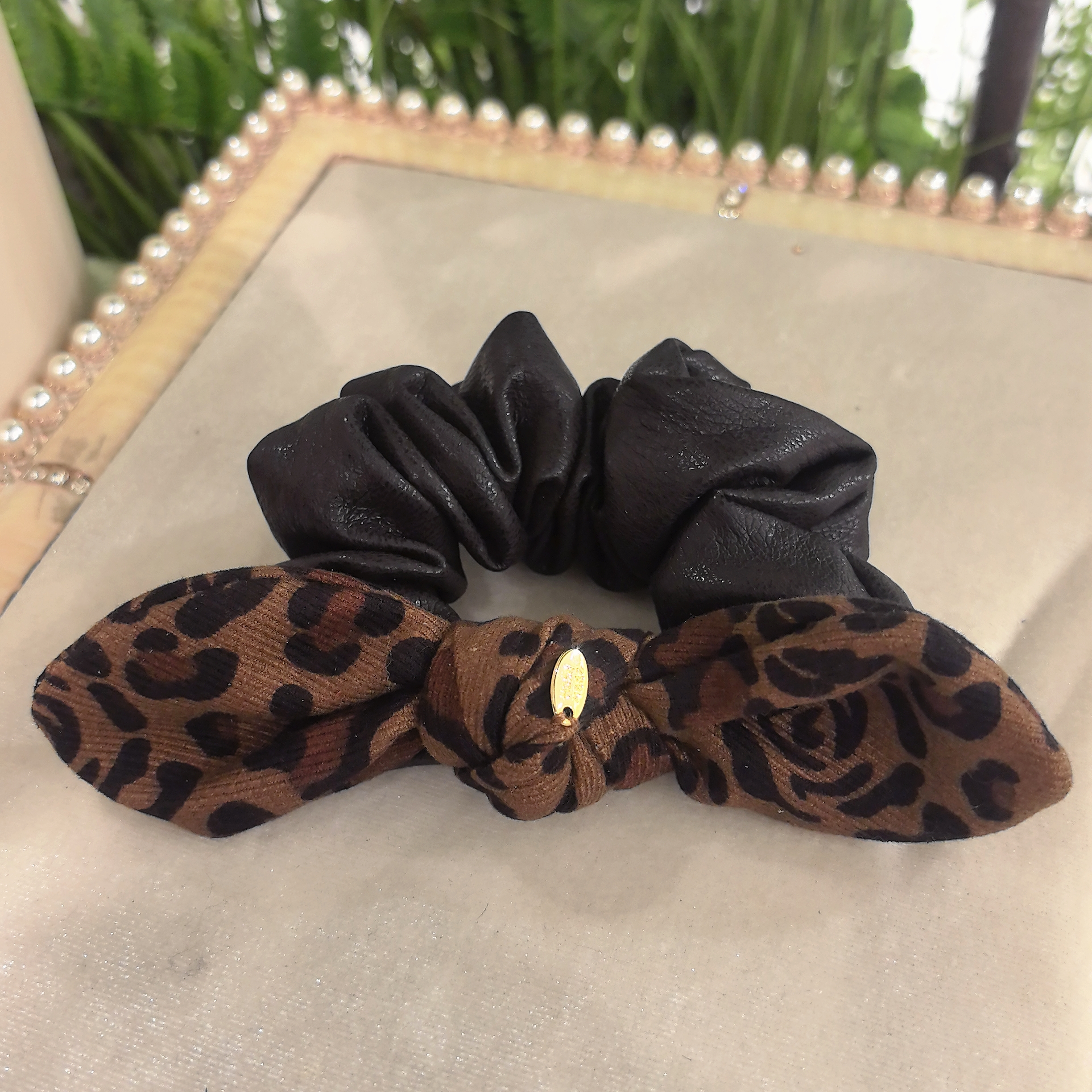 韩系新款精致豹纹领结时尚咖色皮质发圈WM-644