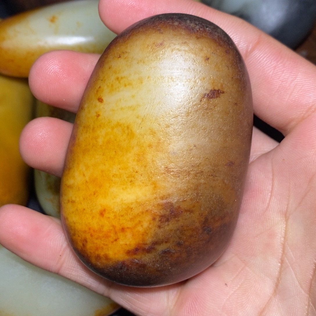 和田玉未镶嵌珠宝奇石