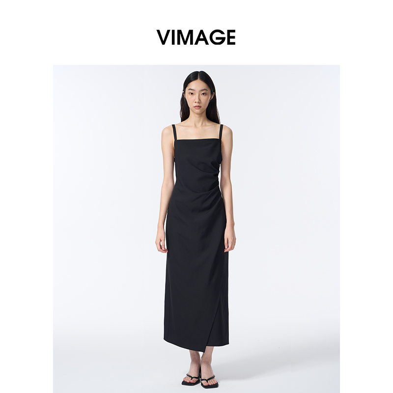 VIMAGE纬漫纪25秋气质小黑裙方领收腰显瘦优雅吊带连衣裙V2407108