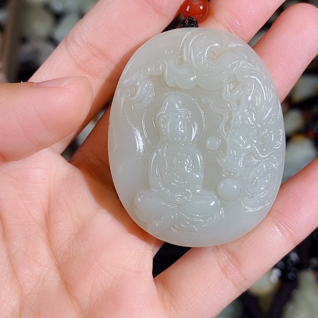 和田玉未镶嵌颈饰