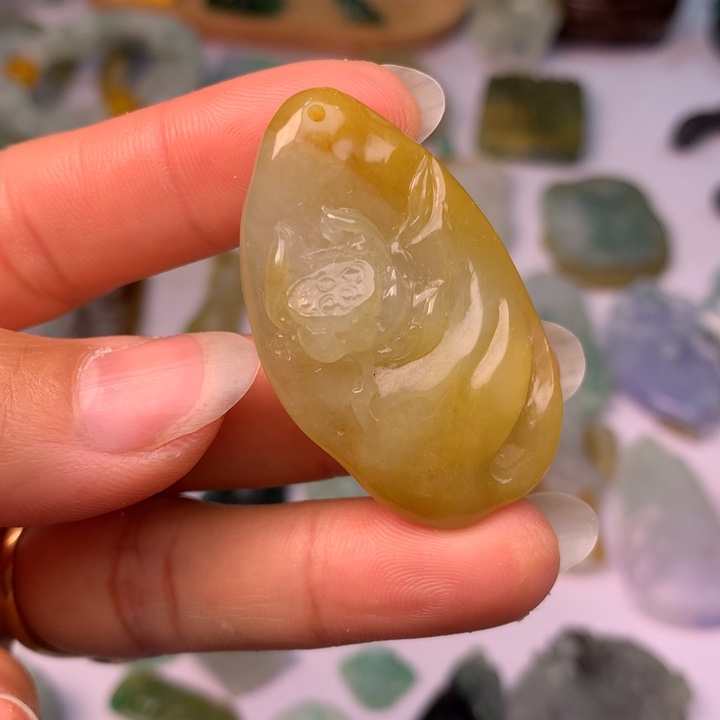 定制翡翠未镶嵌翡翠
