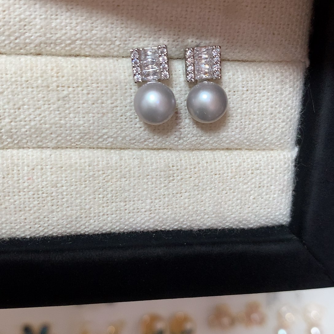 淡水珍珠耳饰合金