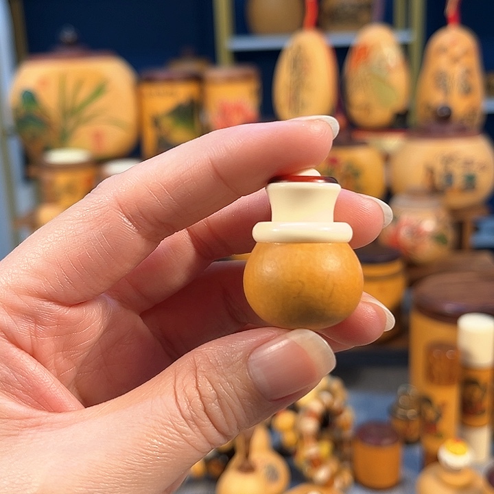 大叶紫檀（黑酸枝木类）海*