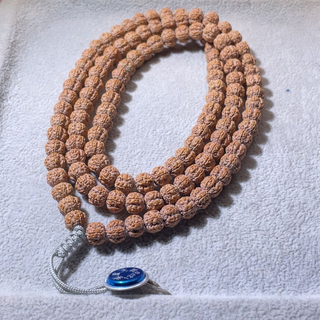 金刚菩提吊坠段*森老树梅花