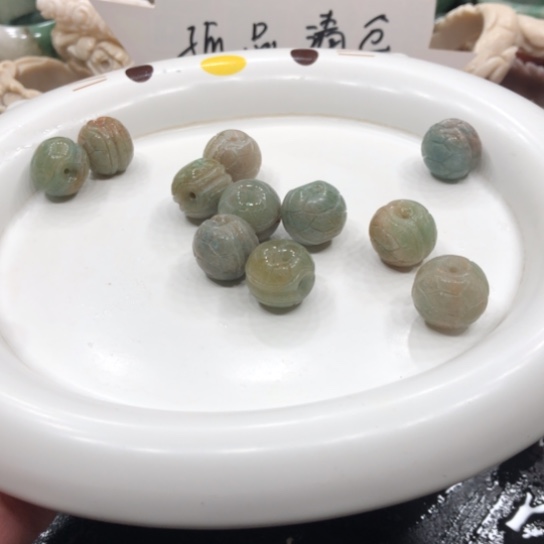 未镶嵌石英质玉珠宝半成品