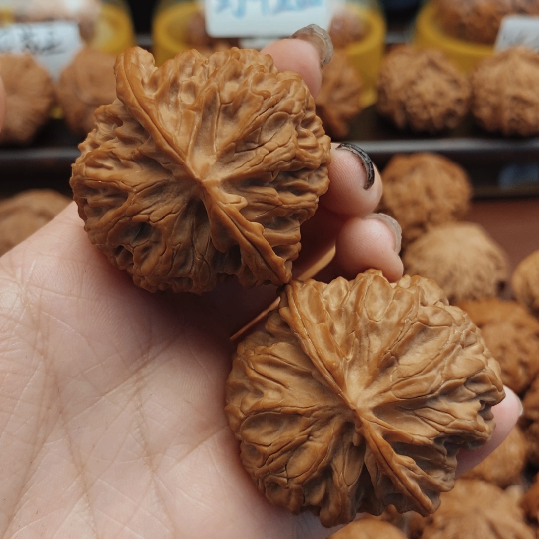 吊坠文玩核桃44全品苹果园