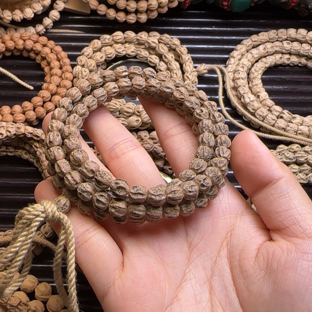 柏香籽/百香籽吊坠静**飘