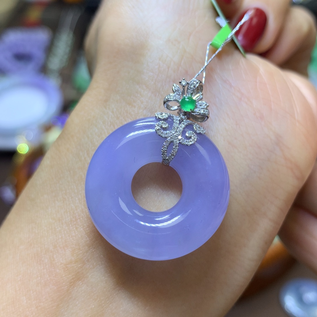 【闪购商品】翡翠颈饰18K金镶嵌翡翠