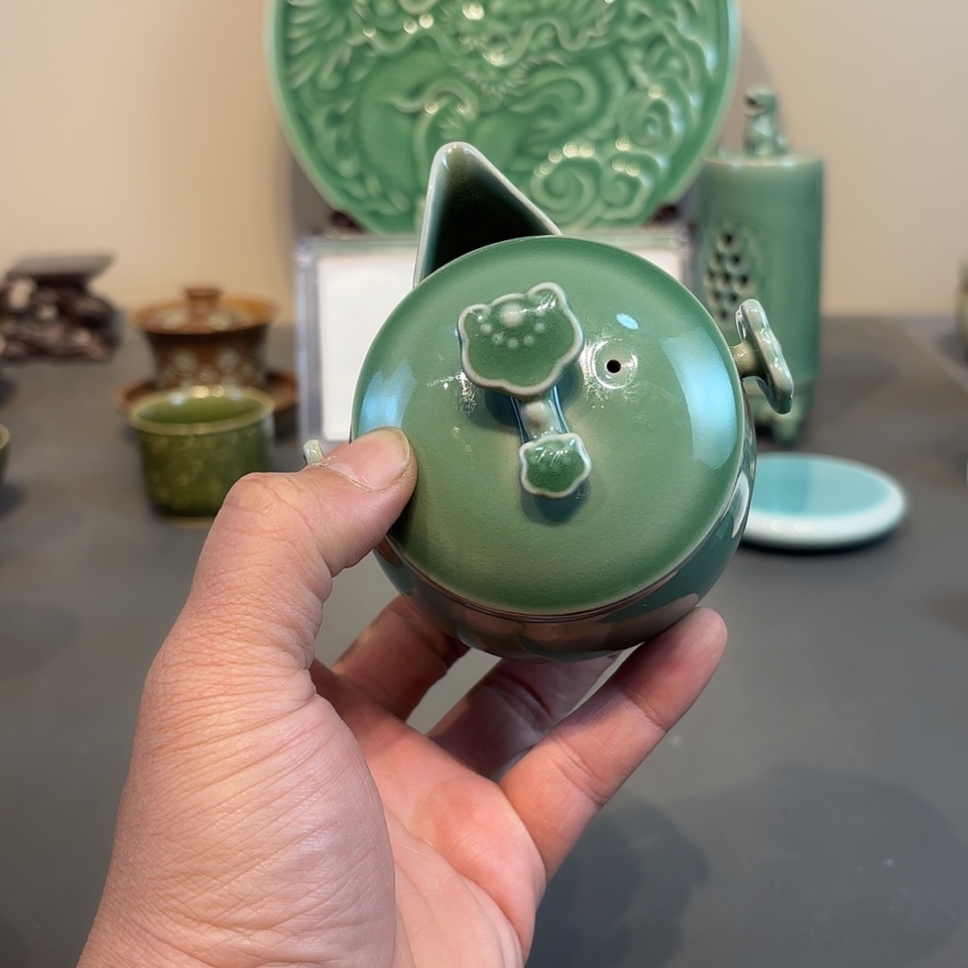 瓷片龙泉青瓷福利青瓷