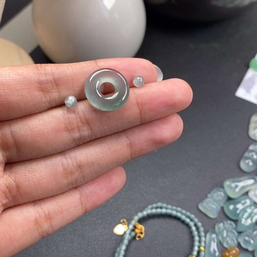 肉***包翡翠散珠甜甜圈珠子