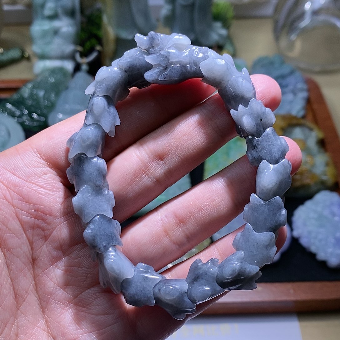 【闪购商品】翡翠颈饰未镶嵌手串