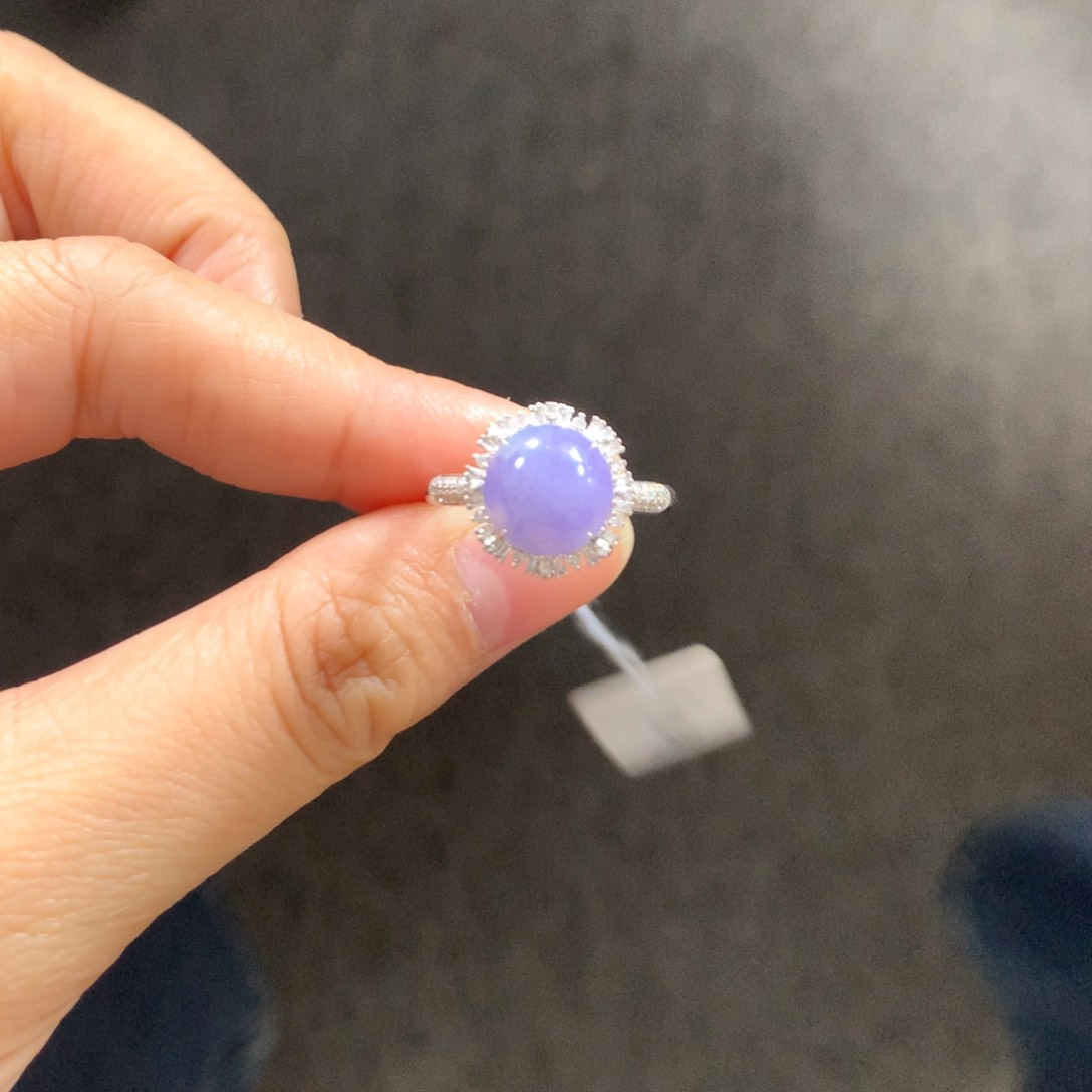 翡翠戒指18K金镶嵌翡翠