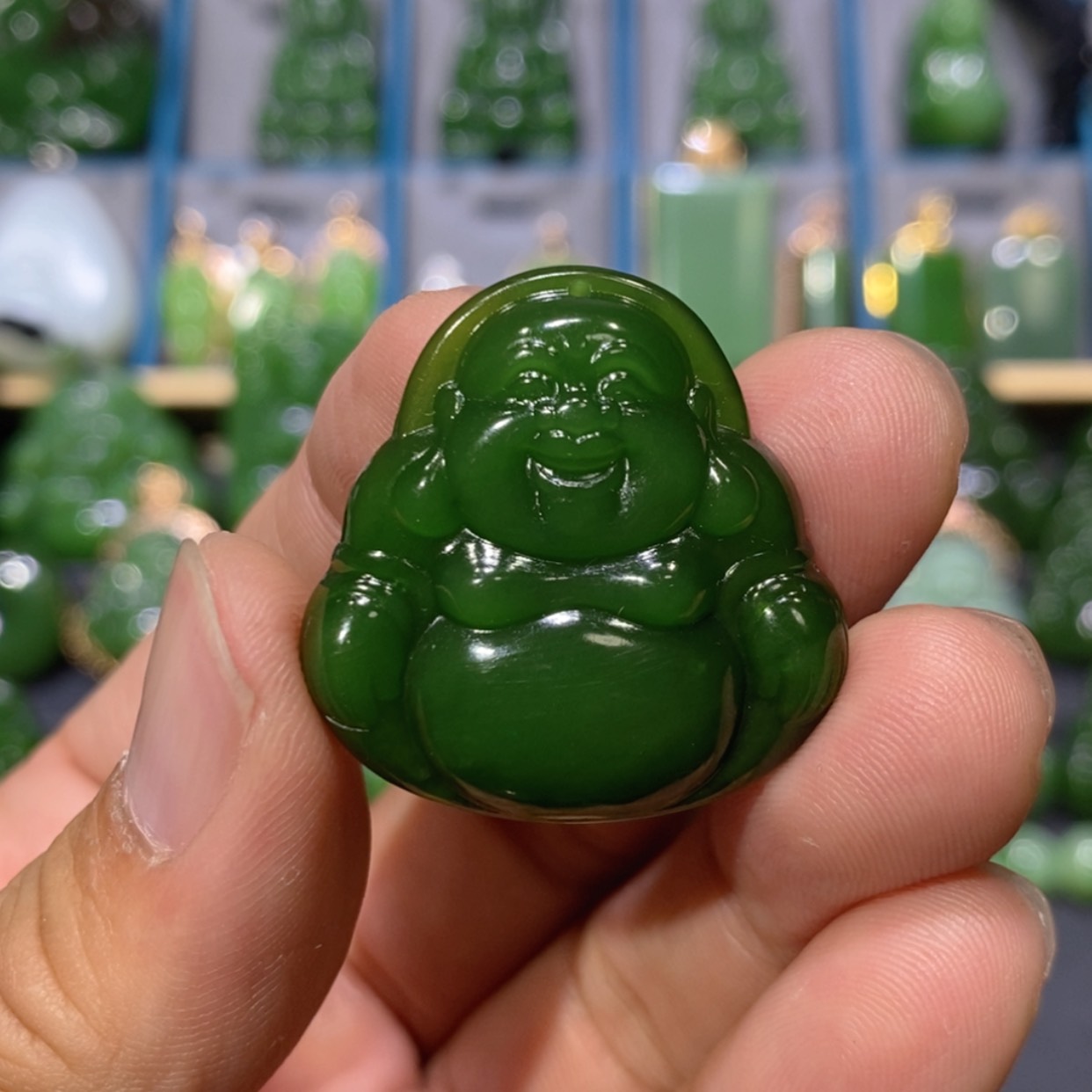 【闪购商品】和田玉吊坠(不含链)未镶嵌俄七红皮菠菜绿佛公30/6