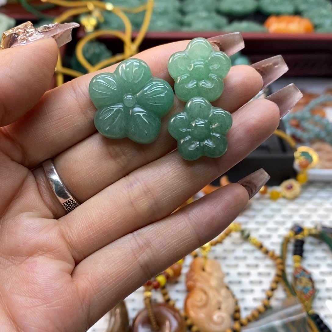 石英质玉手镯合金