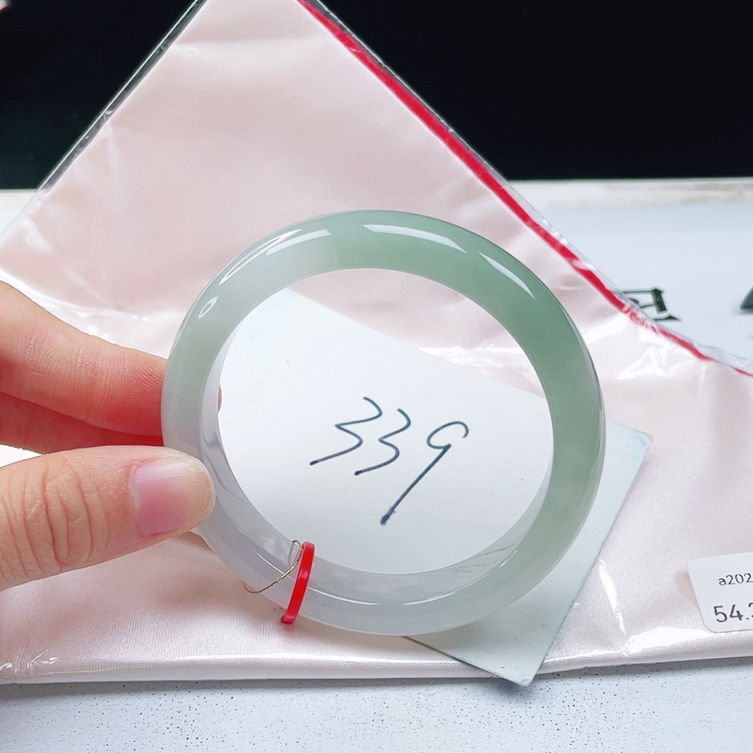 翡翠未镶嵌手镯54+正圈