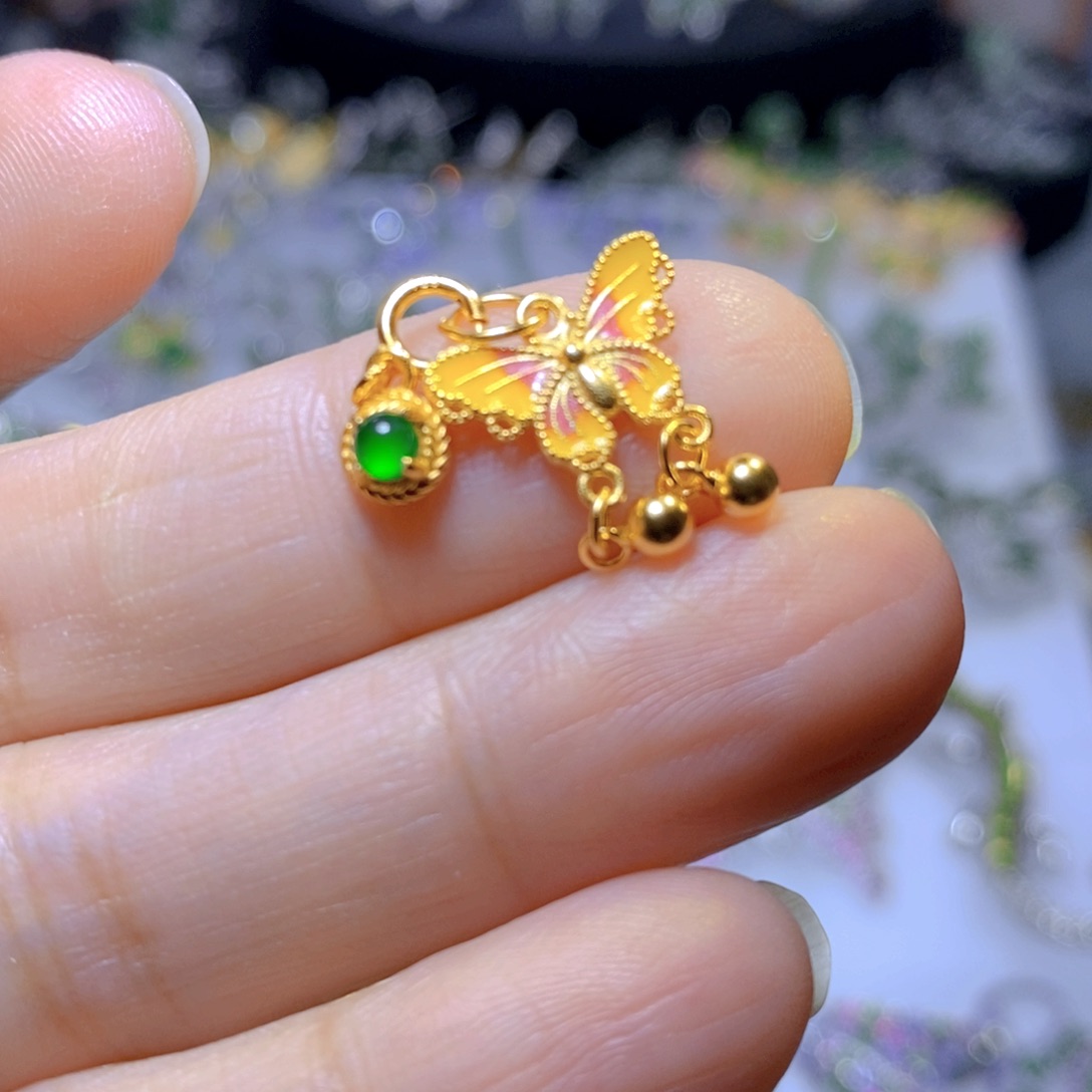 翡翠颈饰银S925镶嵌天然翡翠