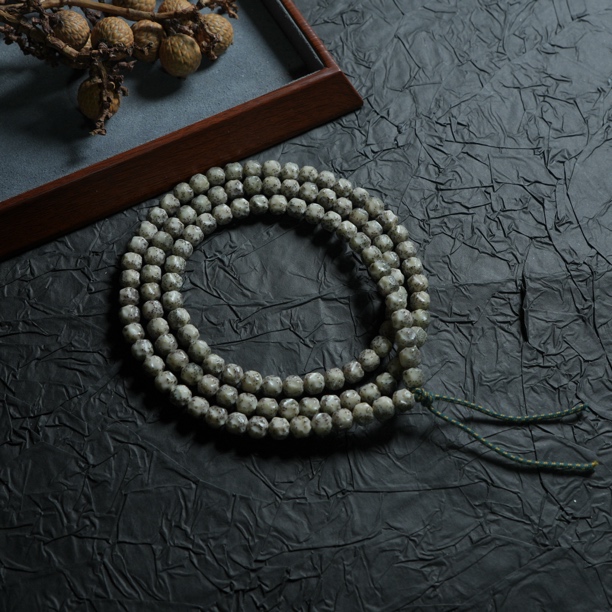 银标级8.7大留白细星小胖墩星月菩提手串S8.7XXPD-24