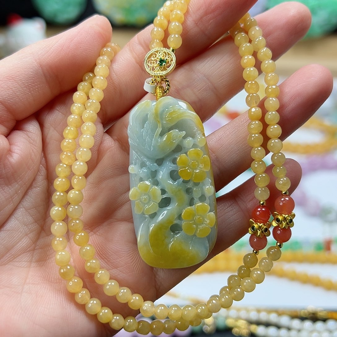 颈饰未镶嵌翡翠吊坠