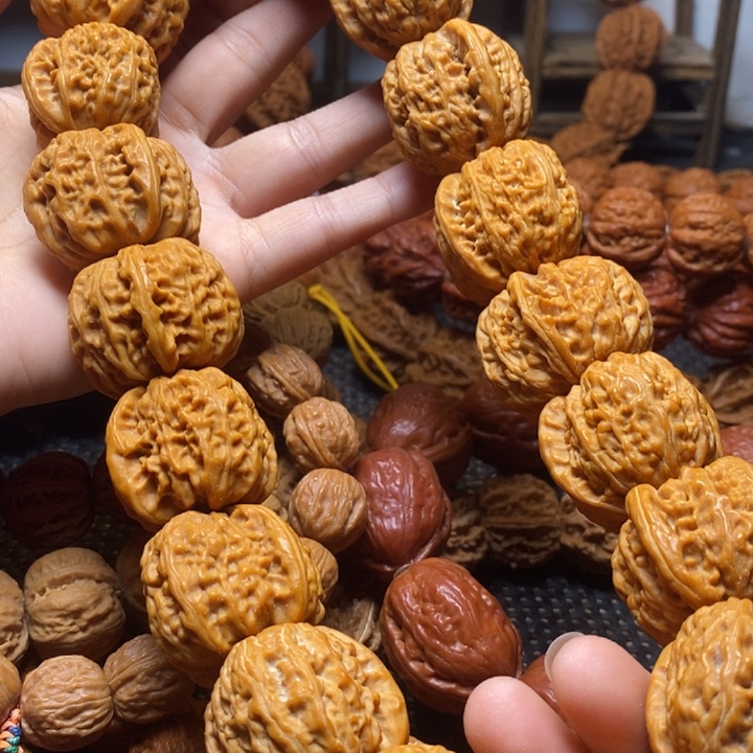 文玩核桃手串白狮子手持