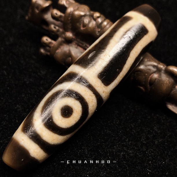 P0326鹏程超顶手工时轮二眼57.3*13.5mm台珠玛瑙吊坠