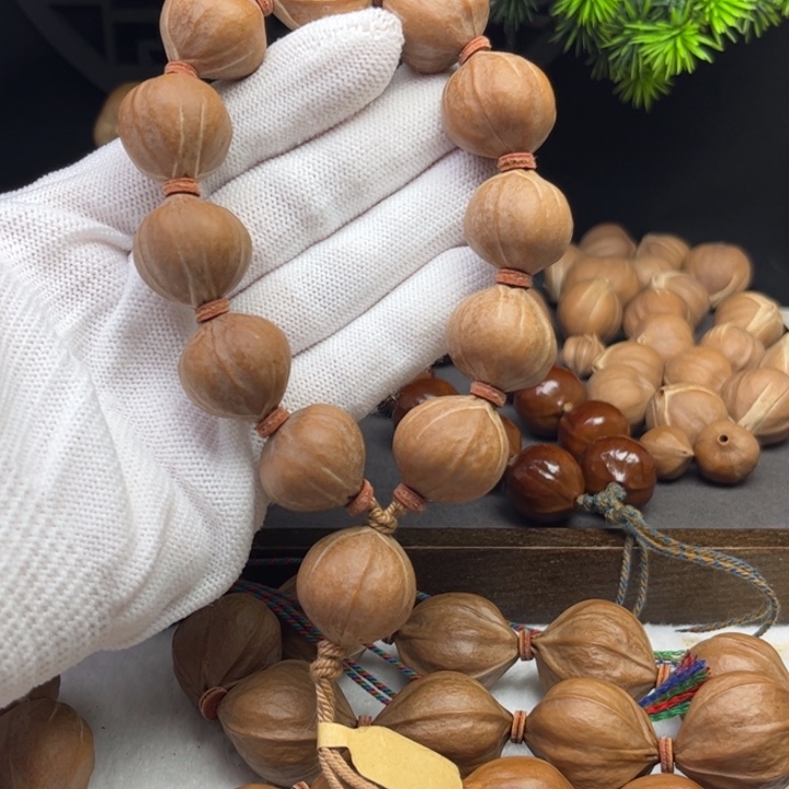 ***手串/手链橄榄核2.0*2.0原皮三花铁核12颗