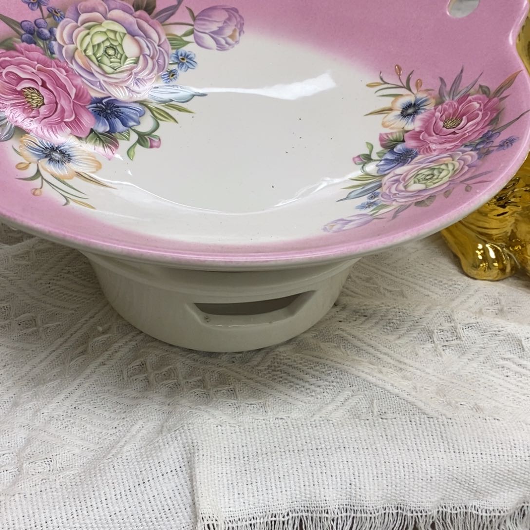 摆件陶瓷材料摆件工艺