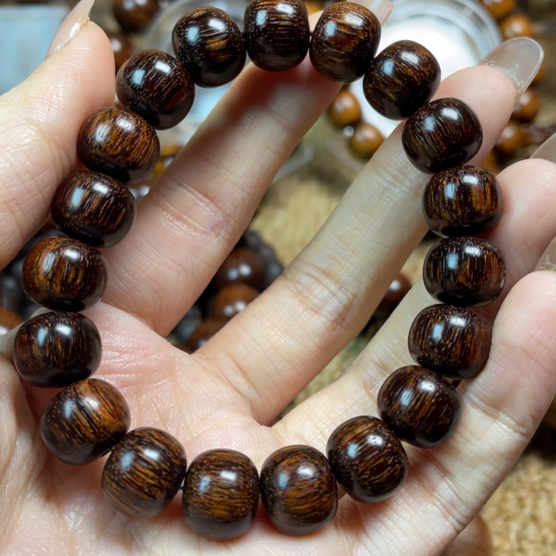 贡木其他?**点贡木手串