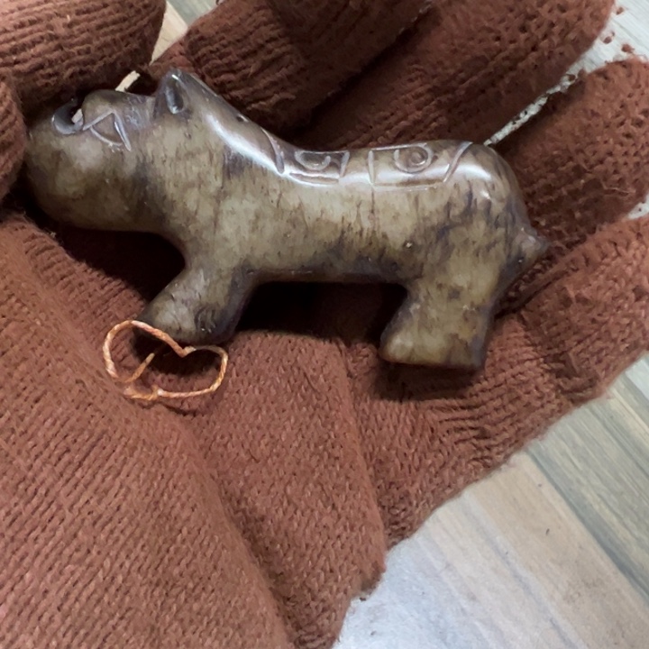 和田玉（青白玉）未镶嵌挂件