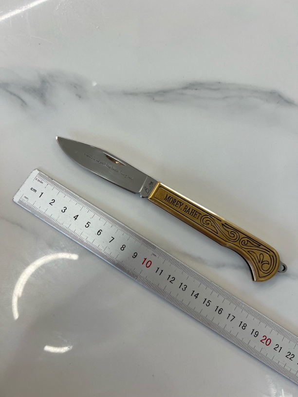 中东 代工库存黄铜柄440c钢材无锁折叠家用水果刀