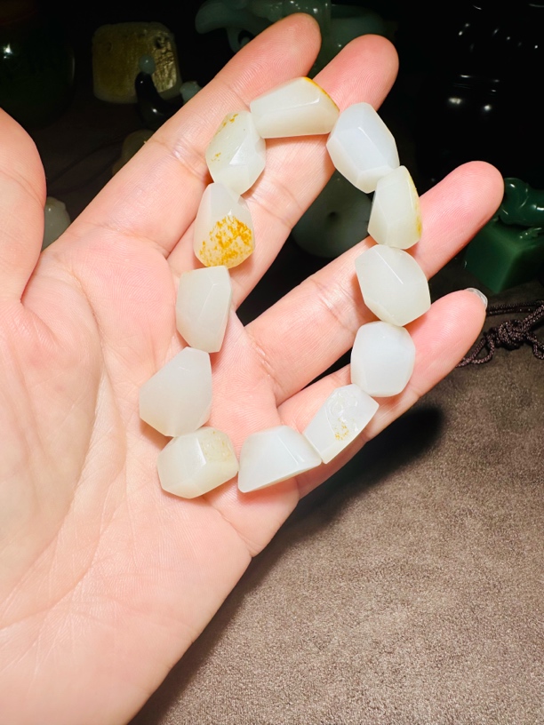 和田玉白玉随形手串