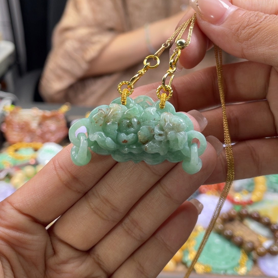 翡翠未镶嵌颈饰代编织
