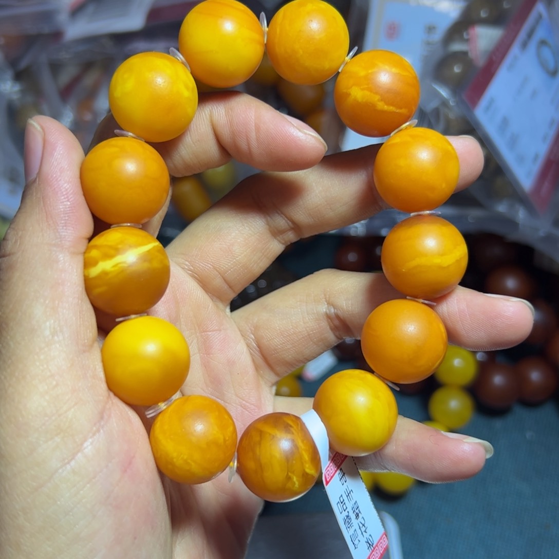 琥珀珠宝奇石未镶嵌