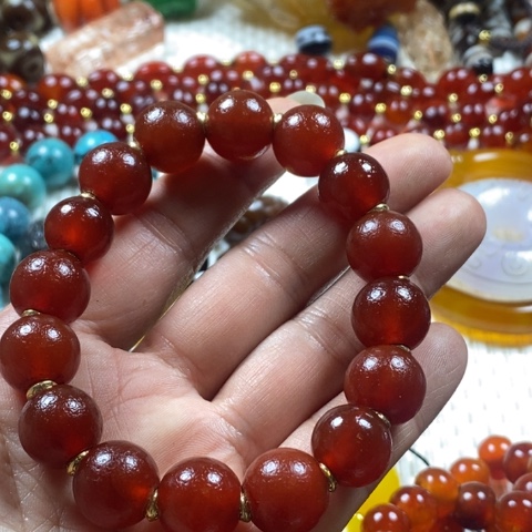 用***8玛瑙/玉髓未镶嵌挂件