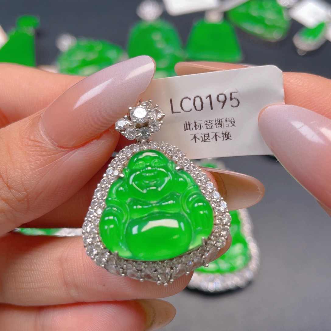 【闪购商品】颈饰银S925镶嵌翡翠翡翠