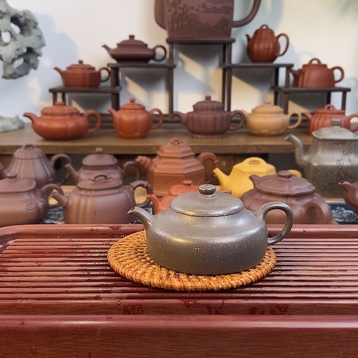 手工艺品琉璃紫砂壶