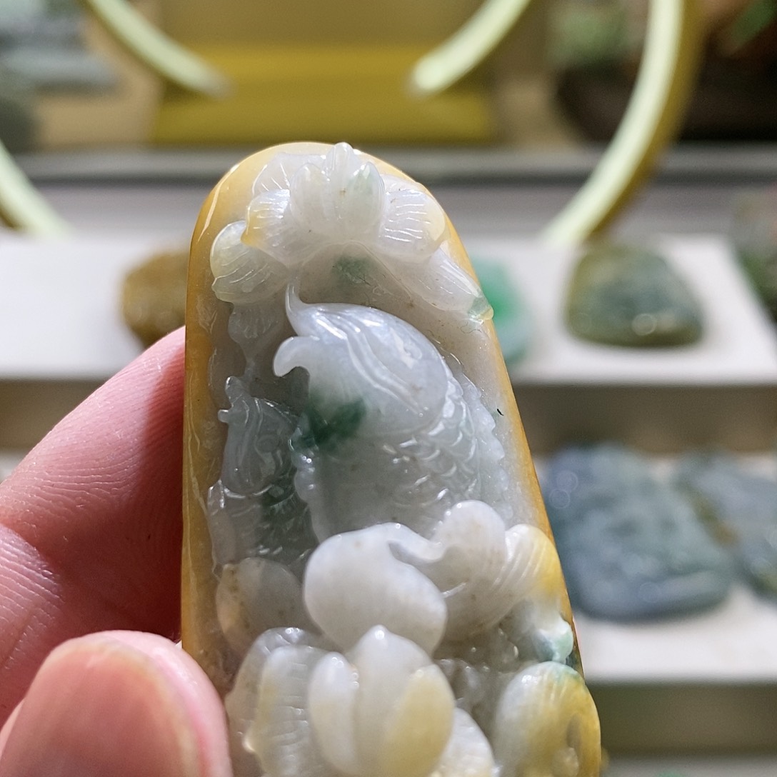 【闪购商品】翡翠颈饰未镶嵌1111111111111