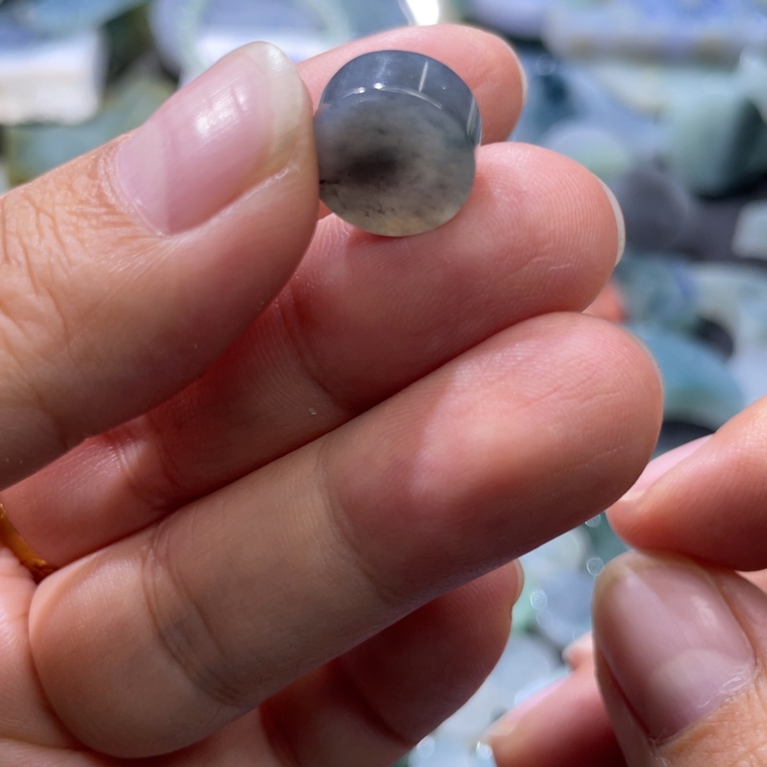 爆****定制翡翠未镶嵌天然翡翠