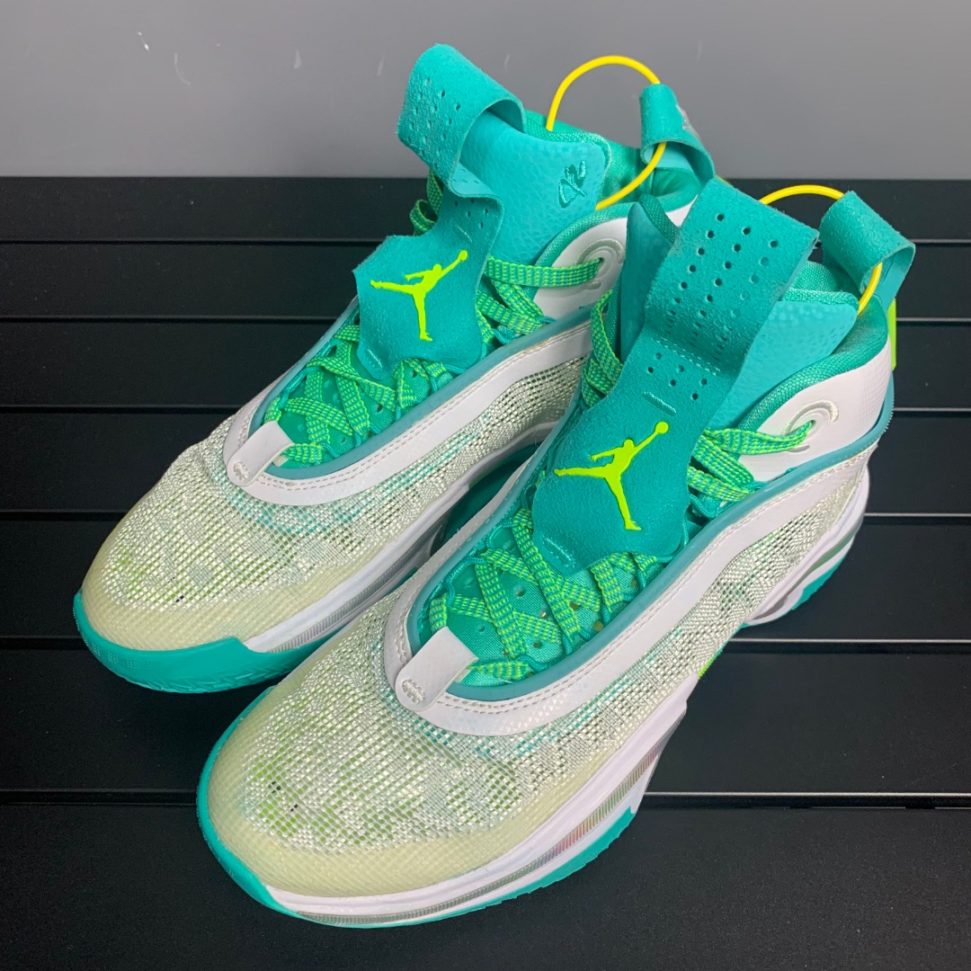 90新 MM6 40.5码乔36郭艾伦  正品潮鞋/8273