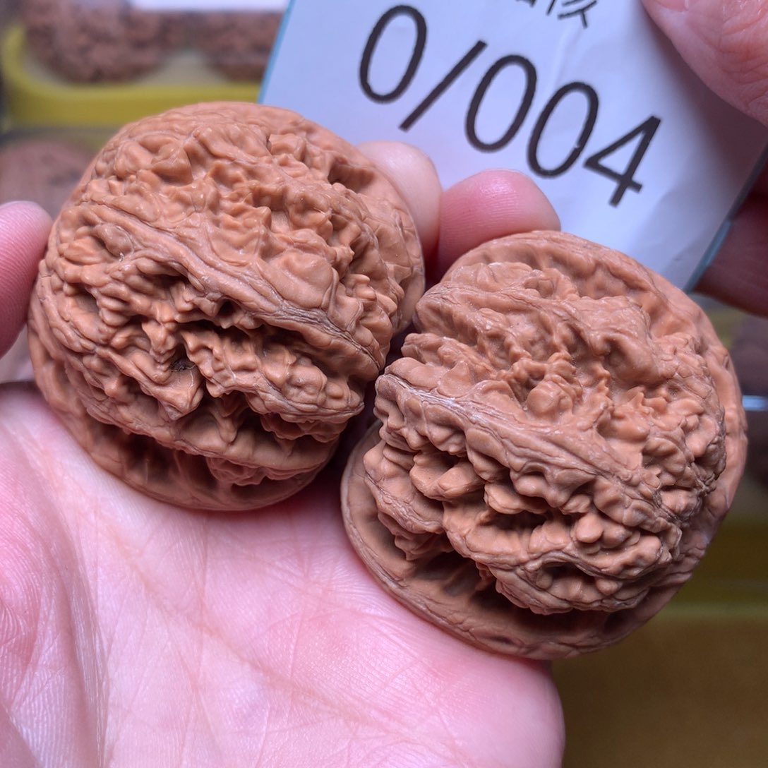 文玩核桃把件肉球粗筋45