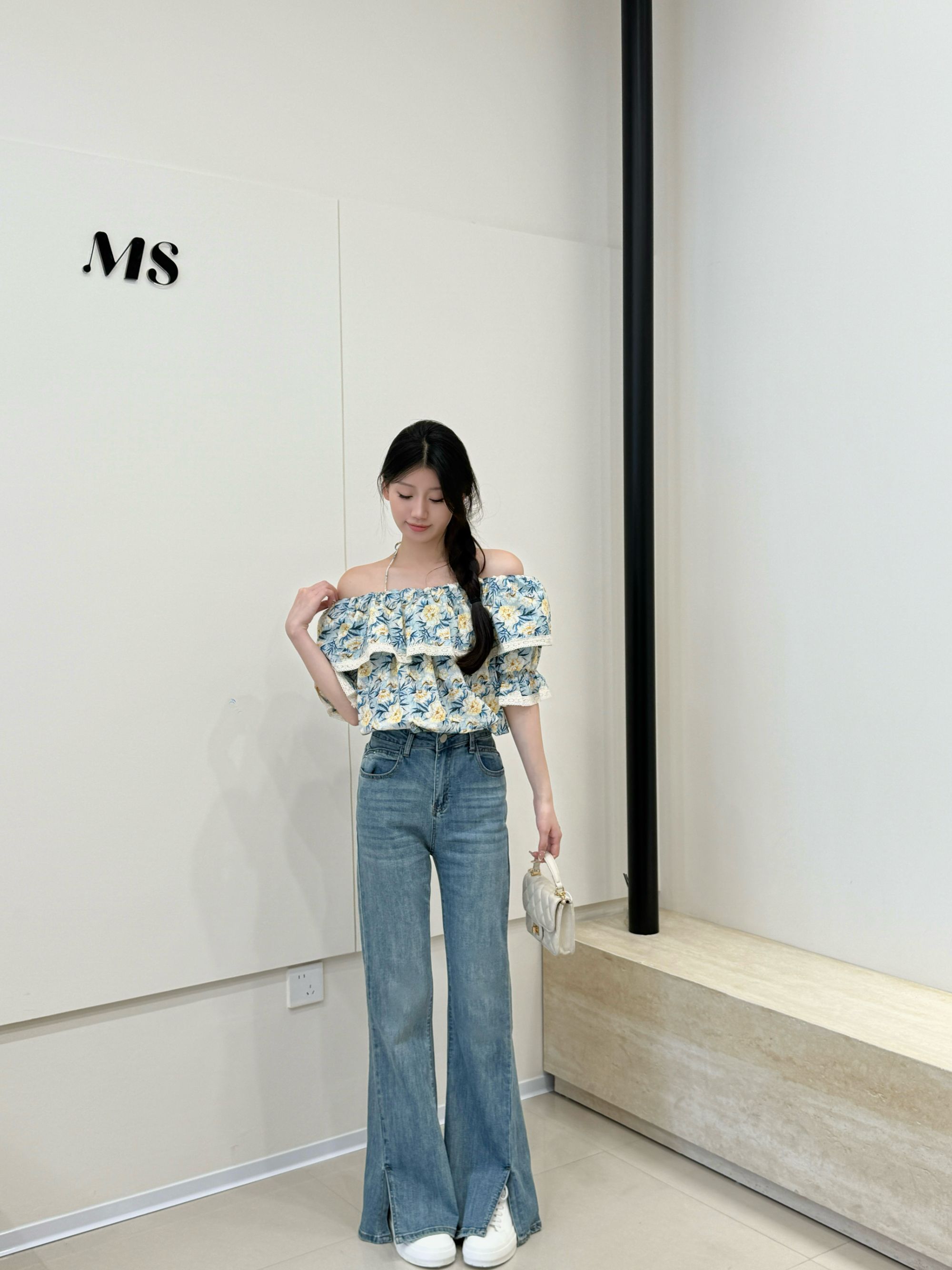 韩系休闲百搭女装显瘦时尚一字肩碎花上衣2025夏新款