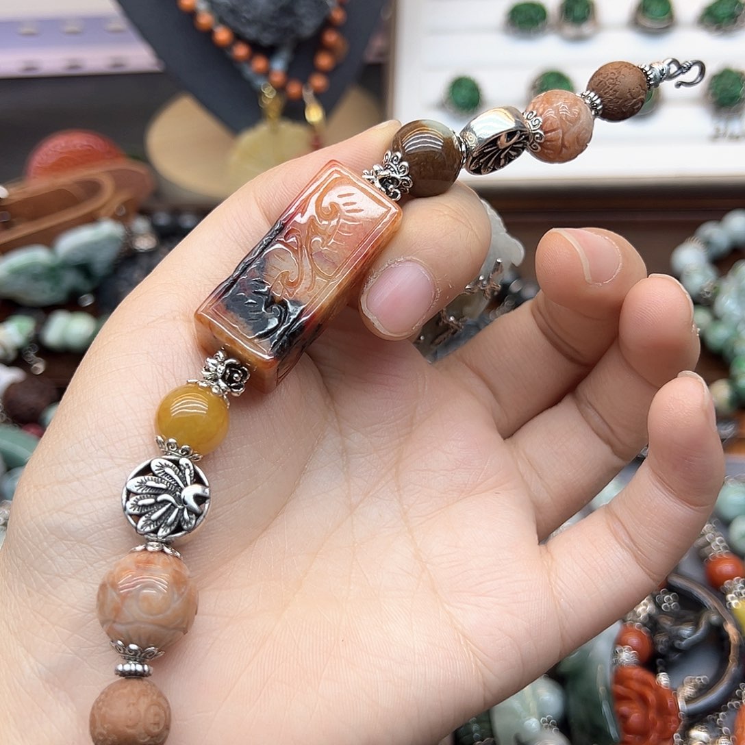 翡翠戒指未镶嵌雅****王