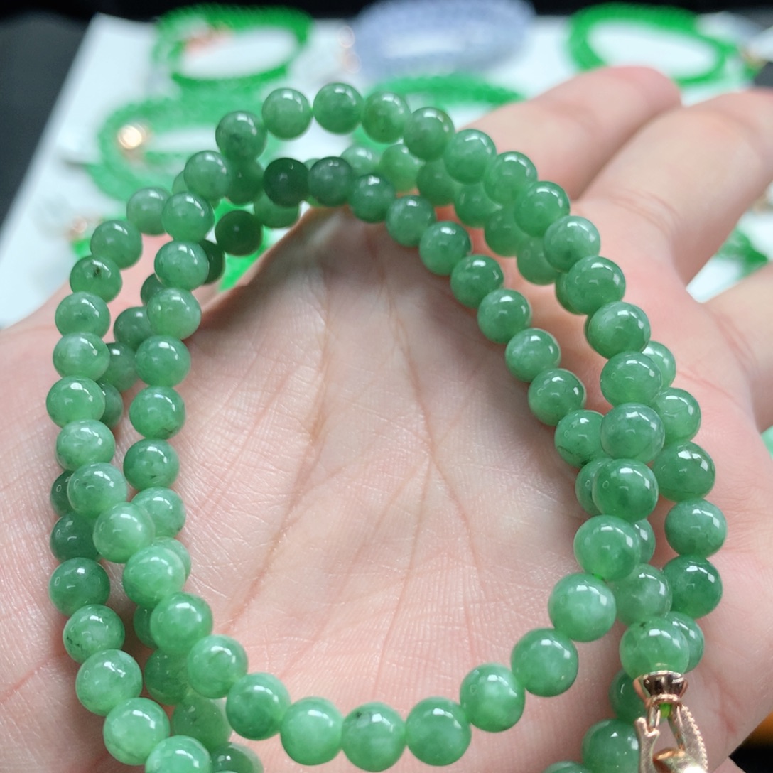 翡翠未镶嵌手链翡翠