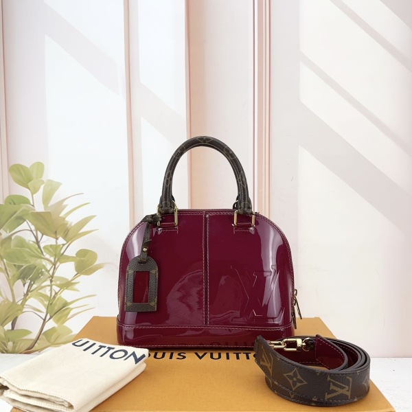 妃鱼/路易威登/95新/包包/市场价45000/250117RN0019