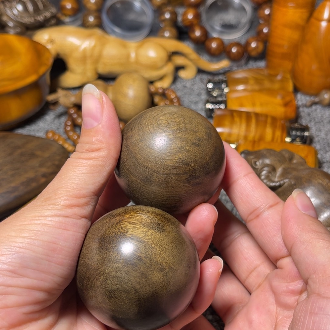 金丝楠阴沉木保健球