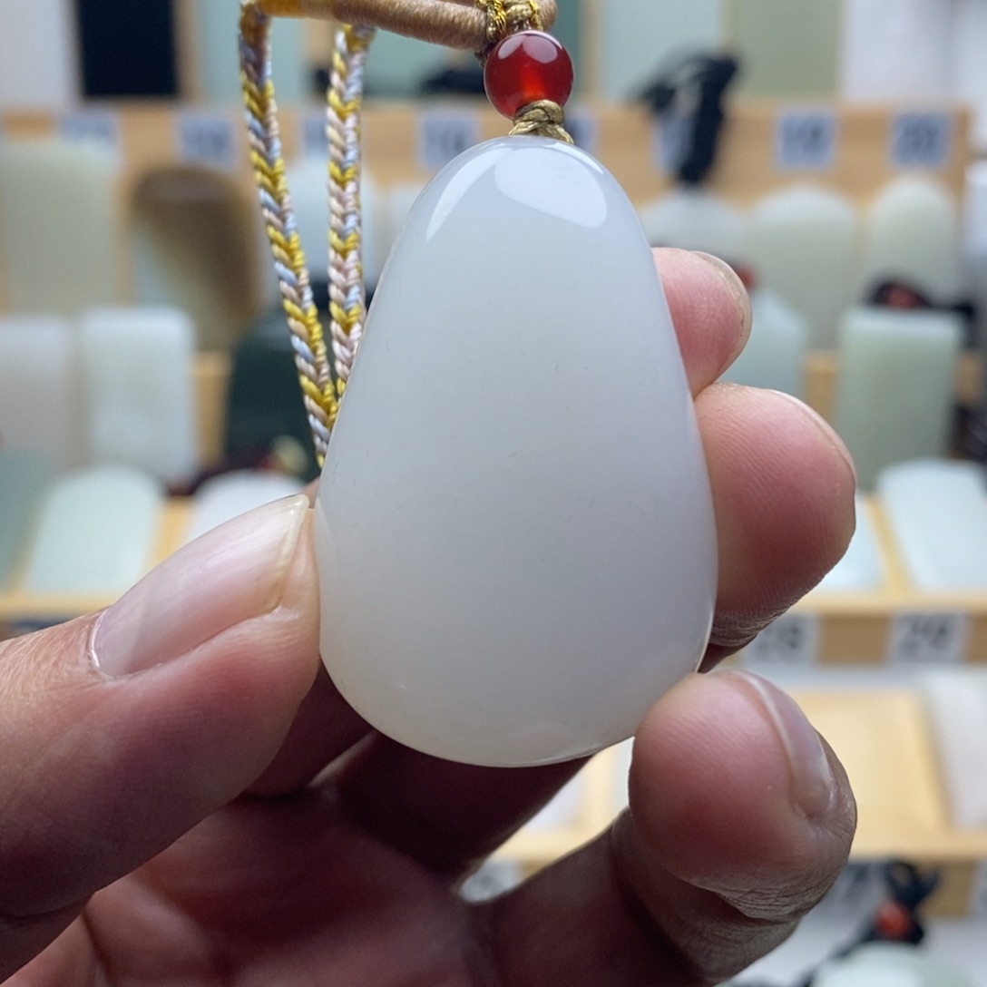 未镶嵌和田玉挂件