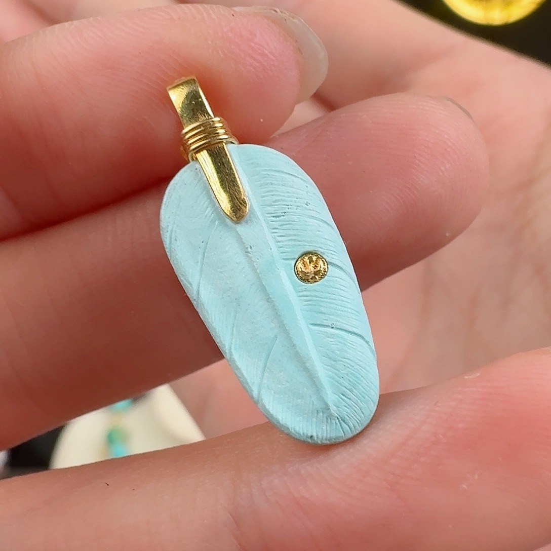 绿松石珠宝奇石18K金镶嵌